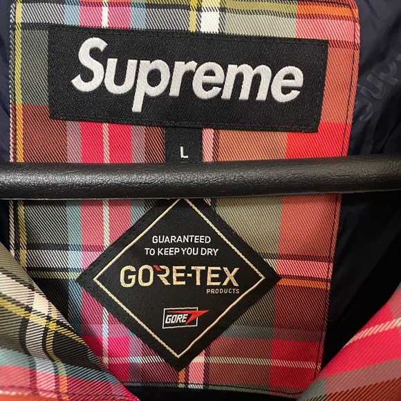 Men’s windbreaker jacket Supreme x Gortex Size L. Purchased in NYC from Supreme. - Picture 4 of 4